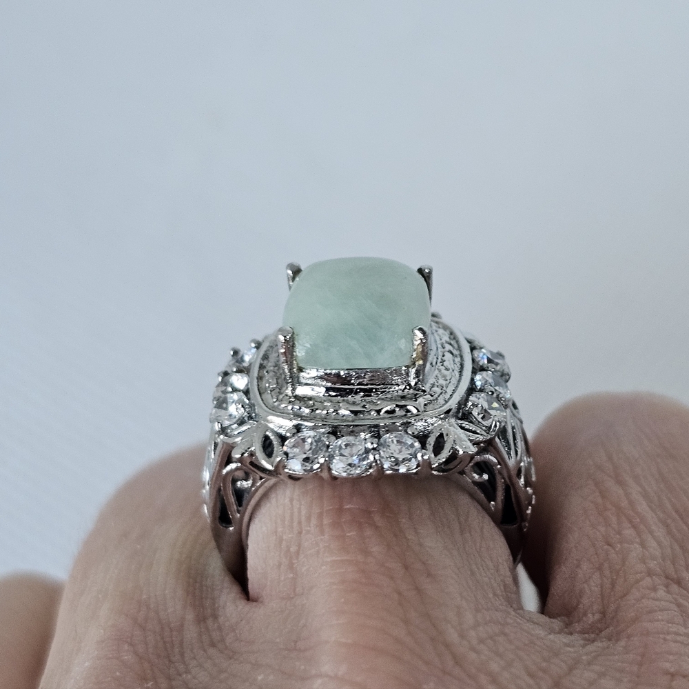 Gorgeous Jade & White Zircon in Platinum over Stainless Steel! Size 6! - Picture 10 of 10